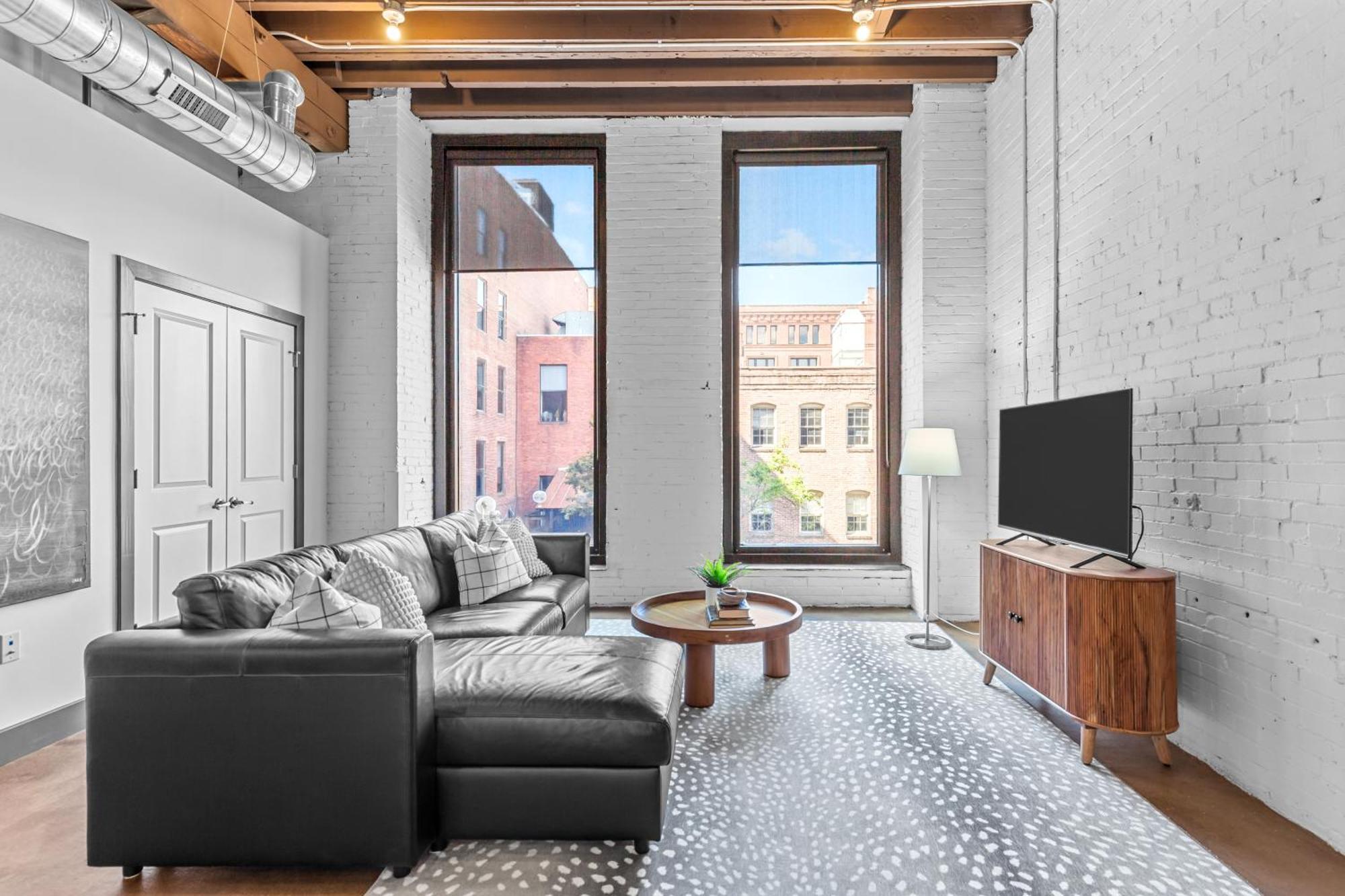 2br Loft-parking-gym-roof Deck-3m Appartement
